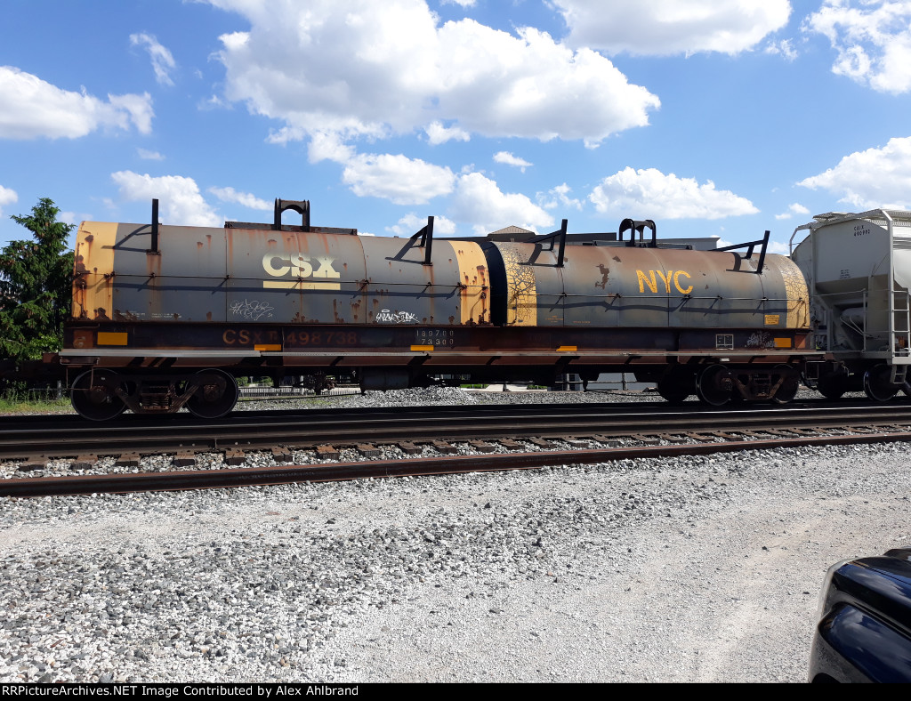 CSXT 498738